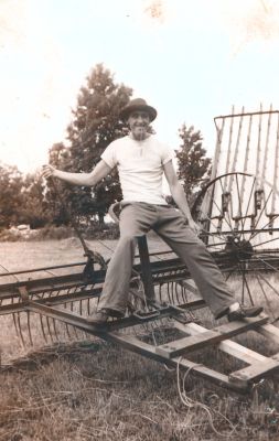 Dad_Combine_1940s.jpeg